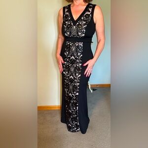 Calvin Klein sz 4 gown